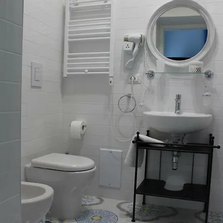 Il Giardino Dei Glicini 3*